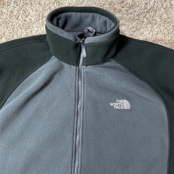 EUC Men’s The North Face Black/Gray Full Zip Two Tone Fleece Jacket Size XXL - Picture 2 of 10